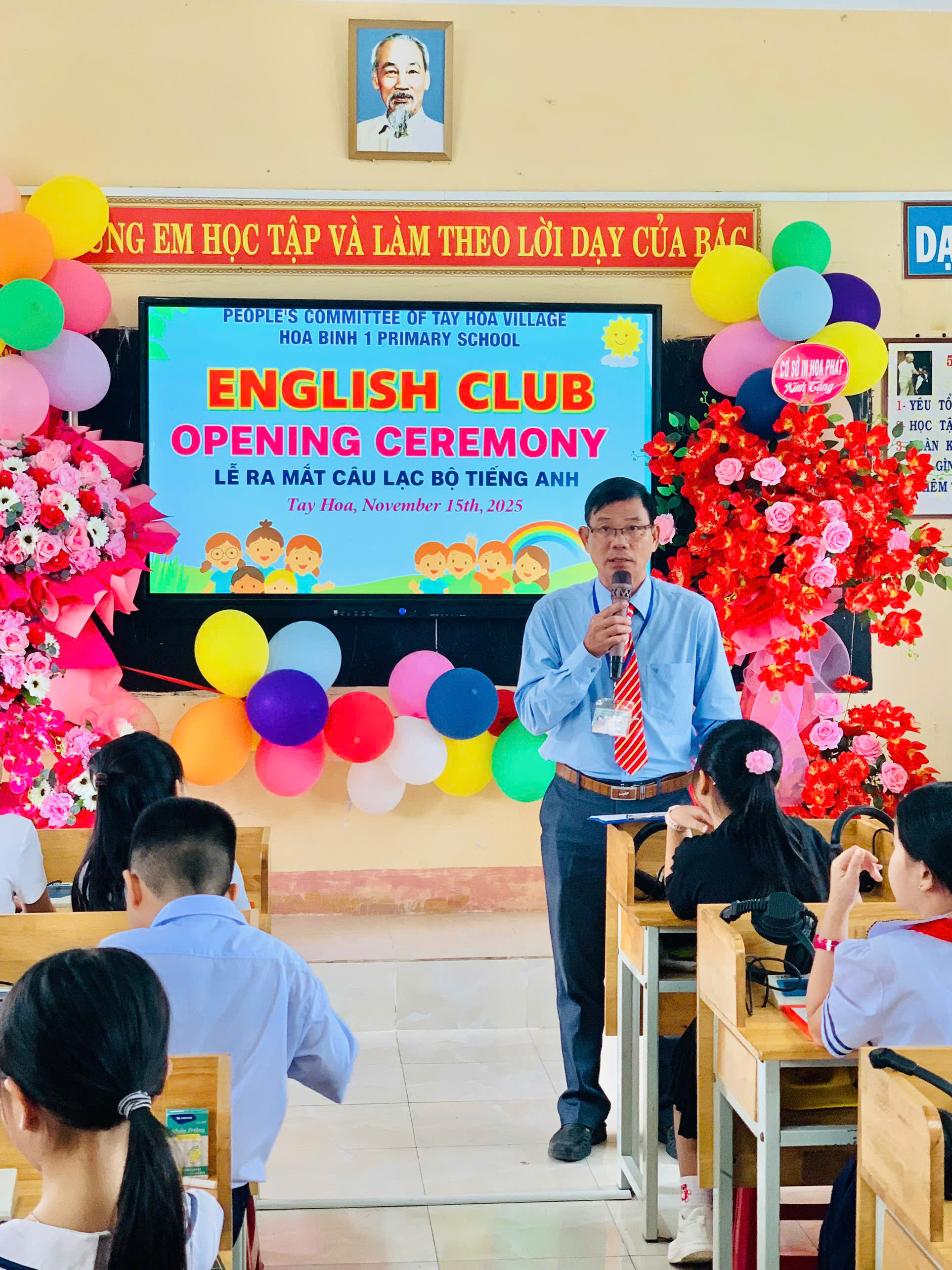 HÌNH ẢNH LỄ RA MẮT CÂU LẠC BỘ TIẾNG ANH HÌNH ẢNH LỄ RA MẮT CÂU LẠC BỘ TIẾNG ANH